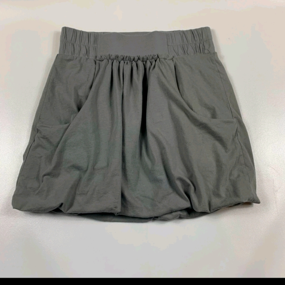 Banana republic Skirt with pockets Size: Small